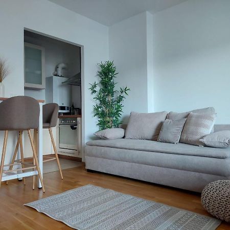 Balcony Apartment, 5 Min Walk To First District Viena Exterior foto