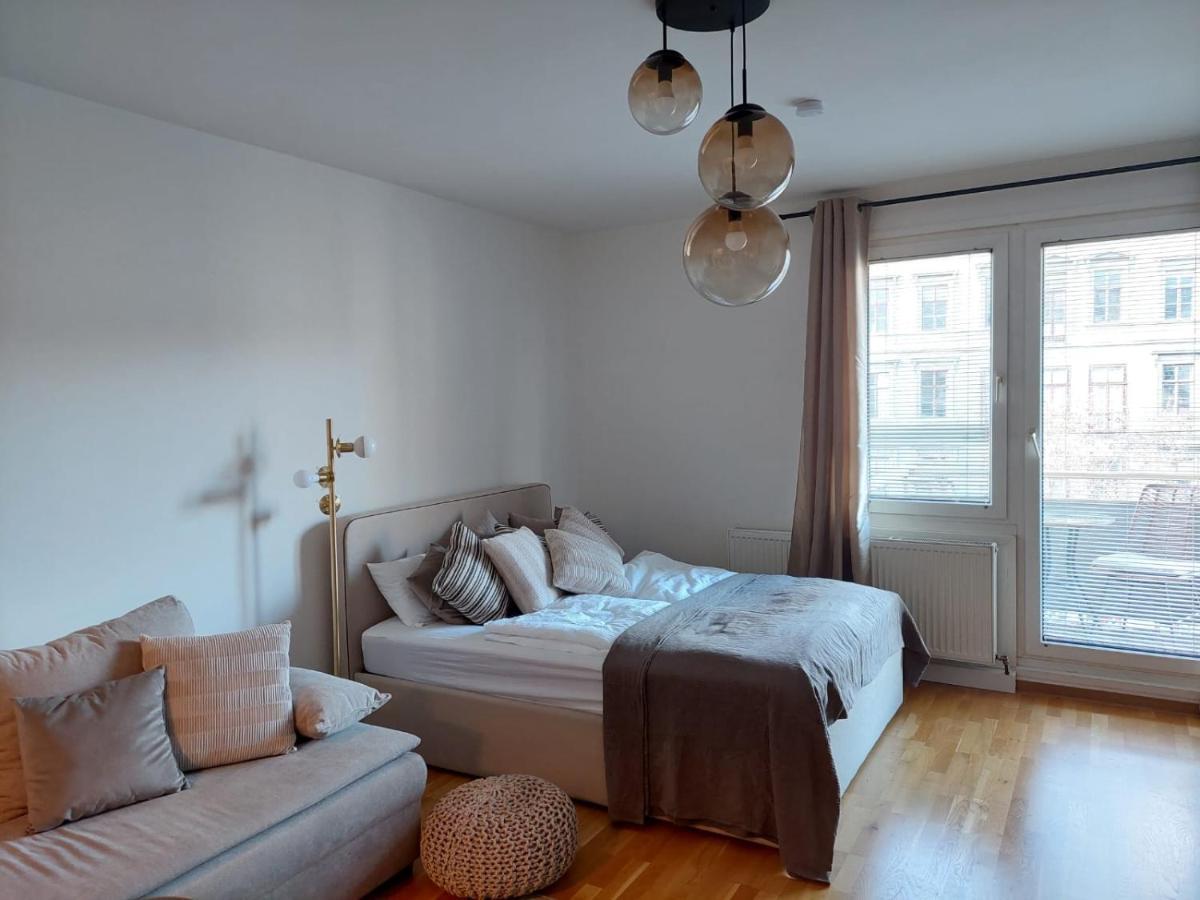 Balcony Apartment, 5 Min Walk To First District Viena Exterior foto